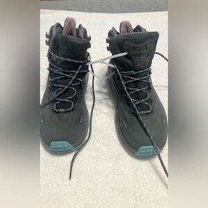 HOKA Women’s Kaha 2 GTX CCSH new purchase for trip but never worn